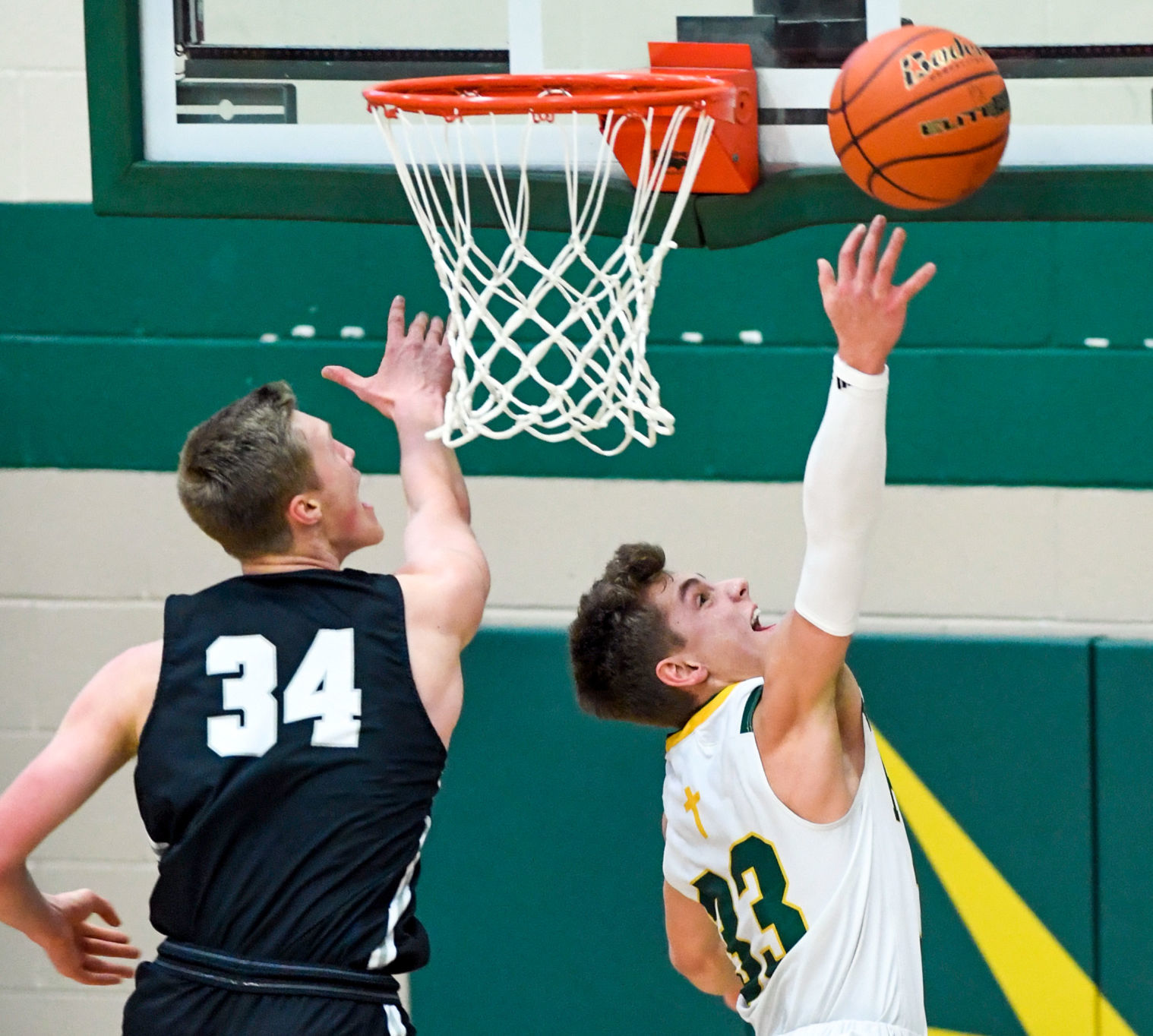 Lincoln Northeast vs. Lincoln Pius X